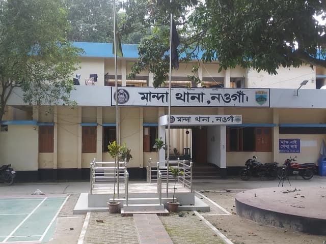 ৪ বছর ধরে গৃহবধূকে ধর্ষন; অভিযুক্ত আটক
