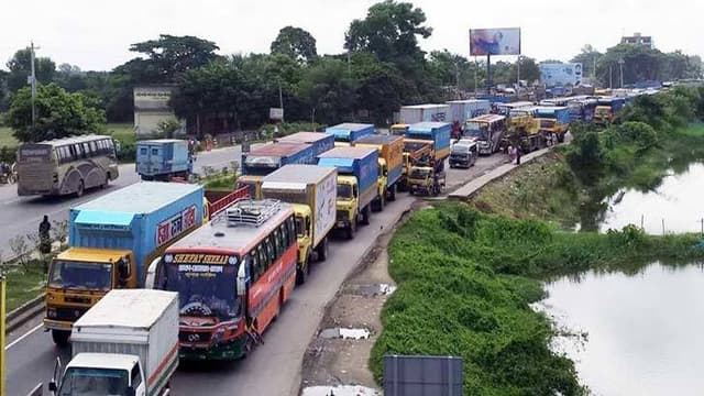 বঙ্গবন্ধু সেতু মহাসড়কে তীব্র যানজট