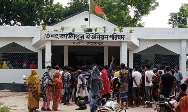 গাংনীতে শিক্ষকের বিরুদ্ধে ছাত্রীকে ধর্ষণ চেষ্টার অভিযোগ