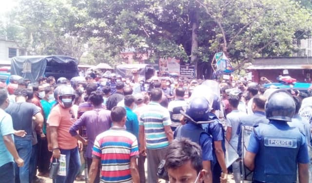 স্ত্রীকে আগে থেকেই নির্যাতন করতেন সৌমেন!
