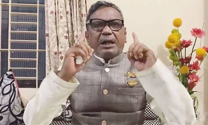 ২৪ ঘণ্টার আল্টিমেটাম দিলেন কাদের মির্জা