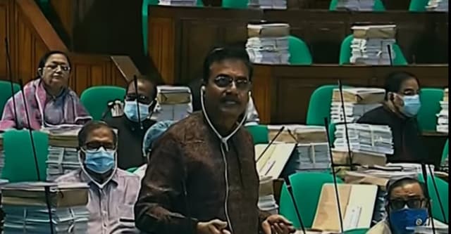 সংসদেও আলোচনায় পরীমনি