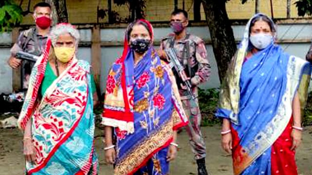 মহেশপুর সীমান্তে সাড়ে ৫  মাসে ৯২৮ জন আটক