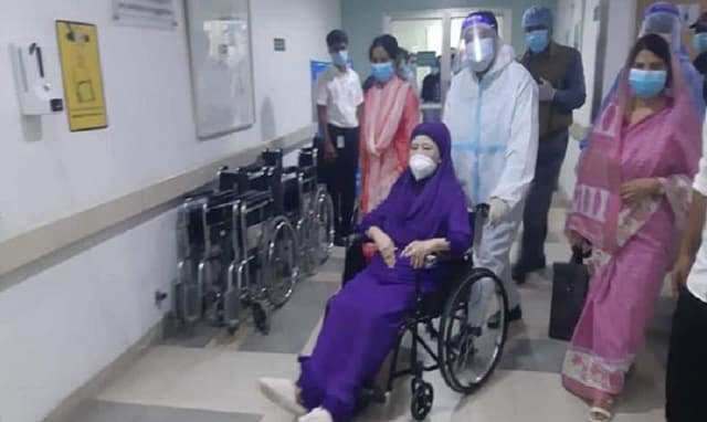৫৩ দিন পর বাসায় ফিরছেন খালেদা জিয়া