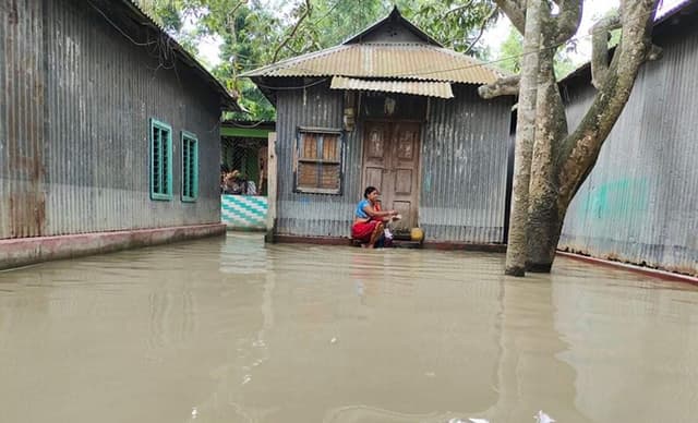 ভূঞাপুরে লোকালয়ে বন্যার পানি প্রবেশ, নিম্নাঞ্চল প্লাবিত