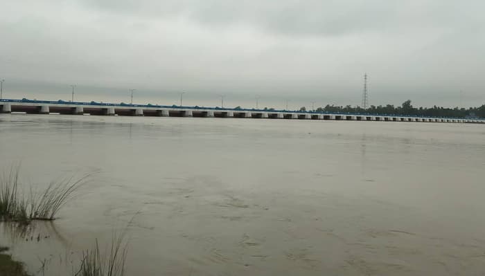 তিস্তা পাড়ে দূভোর্গ, ত্রাণ পাচ্ছে না পানিবন্দি পরিবারে