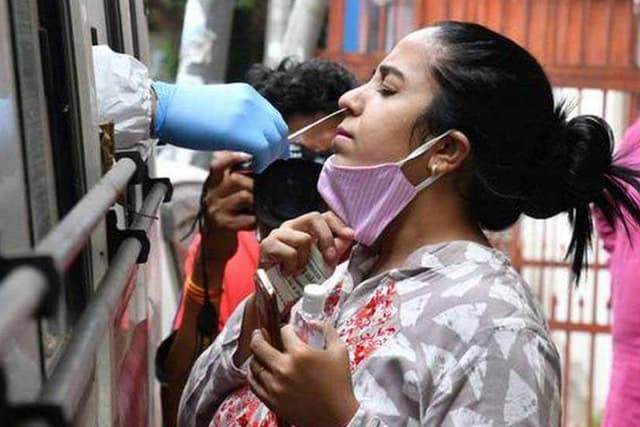 ১০ দেশে  ভয়াবহ ডেল্টা প্লাস স্ট্রেইন, কাজ করছে না প্রচলিত চিকিৎসা