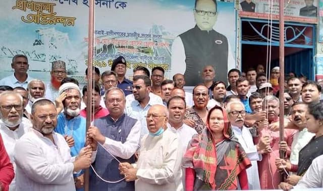 আত্রাইয়ে বর্ণাঢ্য আয়োজনে আ’লীগের প্রতিষ্ঠাবার্ষিকী উদযাপন
