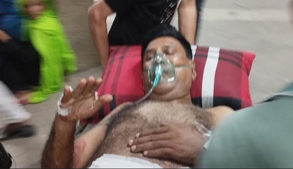পূর্ব ইলিশায় গুলিবিদ্ধ এএসআই মোক্তার শঙ্কামুক্ত নন