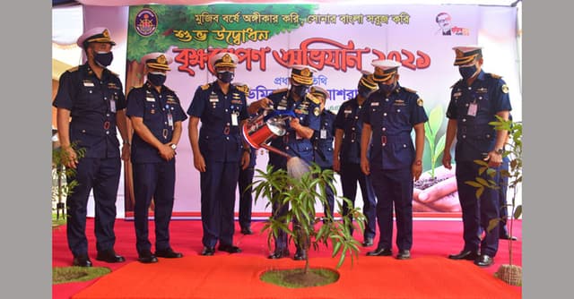 কোস্টগার্ড সদর দপ্তরে জাতীয় বৃক্ষরোপণ কর্মসূচি