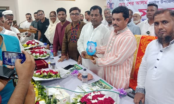 সরাইলে স্মৃতিসৌধ নির্মাণের ঘোষণা জেলা পরিষদ চেয়ারম্যানের