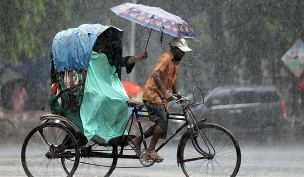 দেশে টানা বৃষ্টিপাতের সম্ভাবনা, ভূমিধসের শঙ্কা