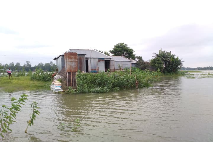 নদীর পানি আবারও বৃদ্ধি, বন্যার আশঙ্কা