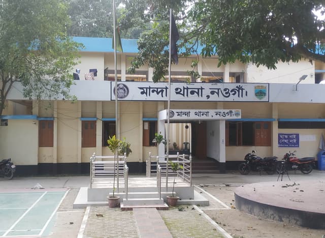 নওগাঁর মান্দায় নদীতে ভেসে উঠলো অজ্ঞাত নারীর মরদেহ