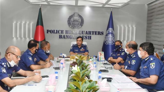 ঈদে গোয়েন্দা নজরদারী বাড়ানোর নির্দেশ আইজিপির