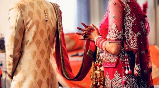 মন্ত্রীর আত্মীয় পরিচয় দিয়ে ৫ বছরে সাত বিয়ে! উধাও যুবক