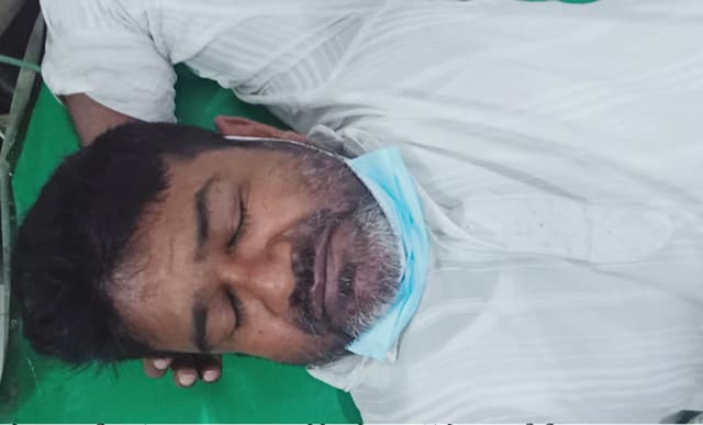 বরিশালে চেয়ারম্যানের নেতৃত্বে আ'লীগ নেতাকে মারধরের অভিযোগ