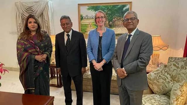 বাংলাদেশে অংশগ্রহণমূলক ও নিরপেক্ষ নির্বাচন চায় যুক্তরাজ্য: আমির খসরু