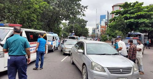 রাজধানীতে কঠোর বিধিনিষেধের দ্বিতীয় দিনে আটক ৩৮৩