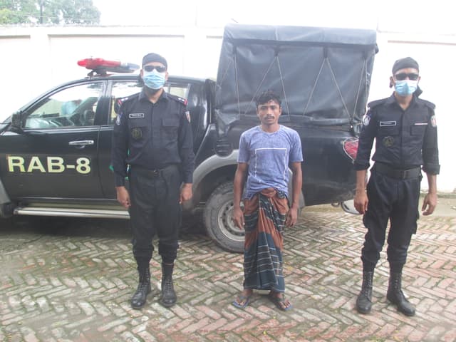 ফরিদপুর গাঁজাসহ ১ মাদক ব্যবসায়ী আটক