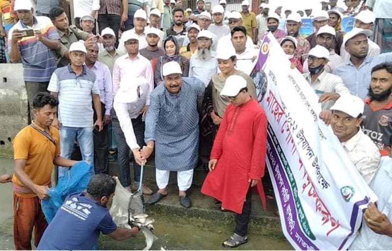 আশাশুনিতে জাতীয় মৎস্য সপ্তাহের উদ্বোধন
