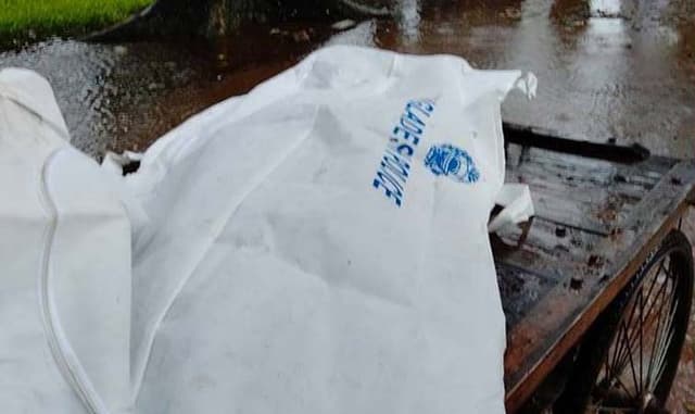মেদেহীর রং না শুকাতেই তরুণীর আত্মহত্যা