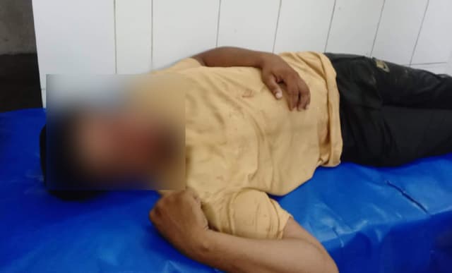 বাসায় ফেরার সমর ব্যবসায়ীকে পিটিয়ে হত্যার চেষ্টা