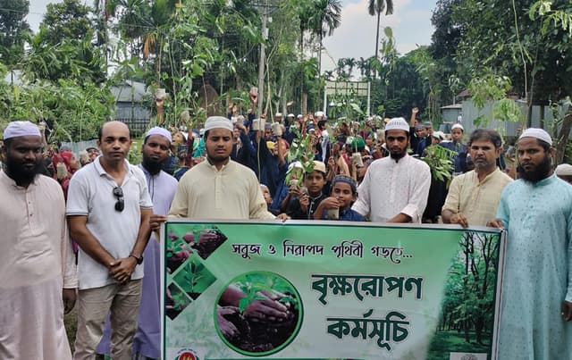 ভূরুঙ্গামারীতে তরুপল্লব পাঠাগারের বৃক্ষ রোপণ