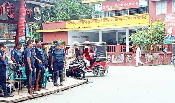 ঝালকাঠি কারাগারসহ গুরুত্বপূর্ণ স্থাপনায় নিরাপত্তা জোরদার
