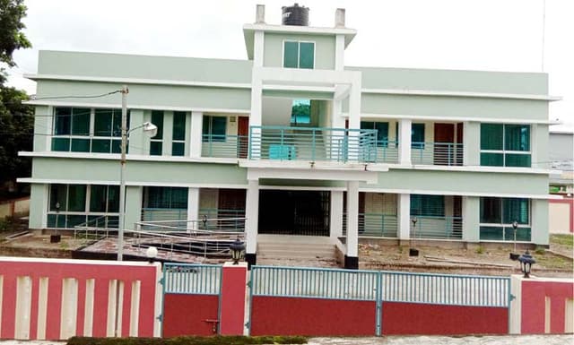 উদ্বোধনের অপেক্ষায় দৃষ্টিনন্দন আত্রাই ভূমি অফিস