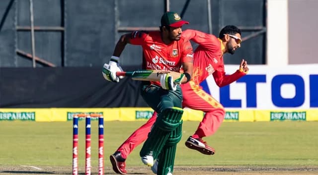 ৬ উইকেট হারিয়ে চাপে টাইগাররা