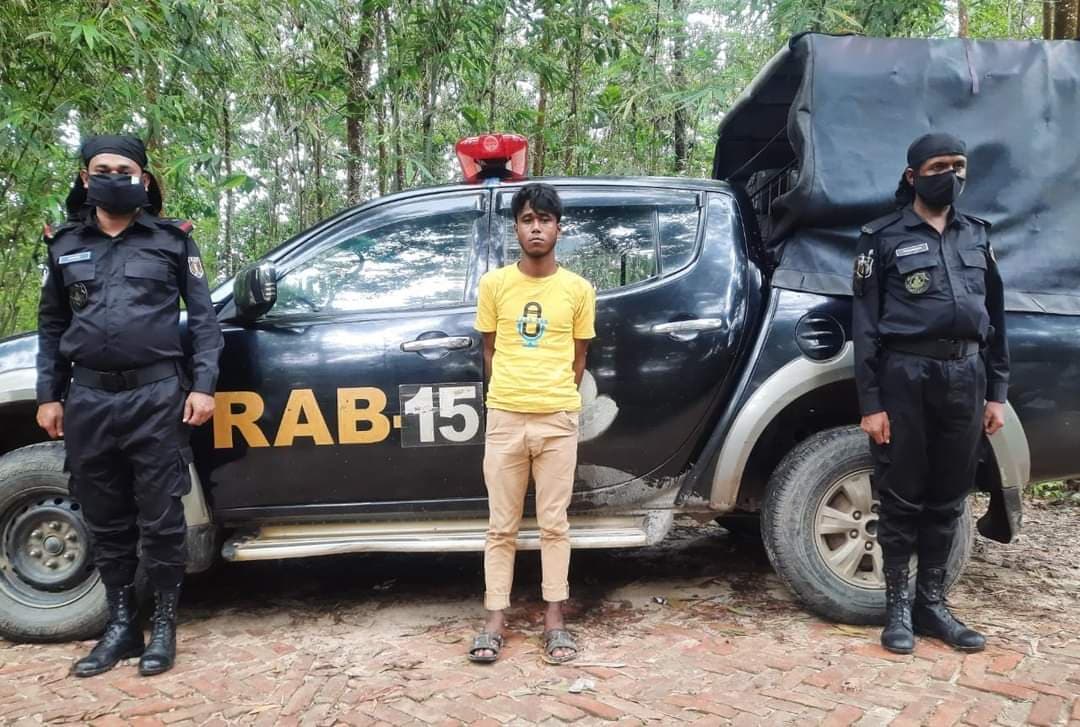উখিয়া ইয়াবাসহ আটক ১