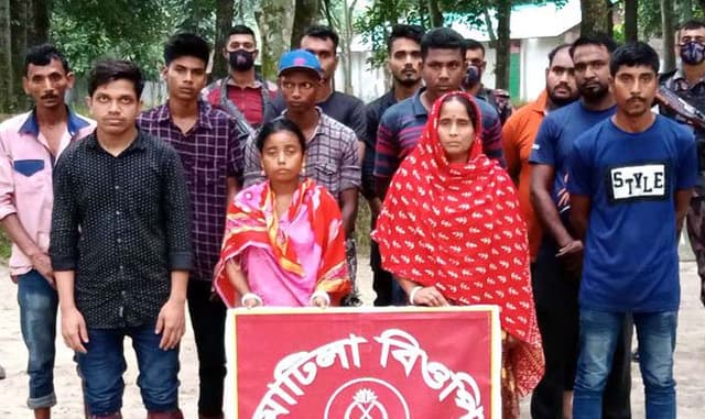 ভারতে প্রবেশের সময় মহেশপুর সীমান্তে ১৮ জন আটক