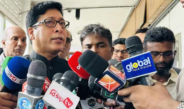 উত্তপ্ত পরিস্থিতিতে সাধারণ ছুটির বিষয়ে যা বললেন মন্ত্রী