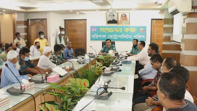 আবাসিক হোটেল মালিকদের কঠোর হুশিয়ারী বিএমপি কমিশনারের