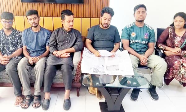 রাত ৮টায় জাতীয় সরকারের রূপরেখা ঘোষণা করবেন সমন্বয়করা