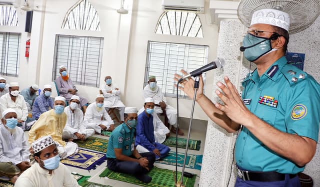 মাস্ক পরিধান মহামারি মুক্তির প্রধান ভ্যাকসিন -বিএমপি কমিশনার