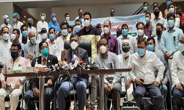 রোগী কমানোর সময় এসেছে, বেড বাড়ানো নয়: স্বাস্থ্যমন্ত্রী