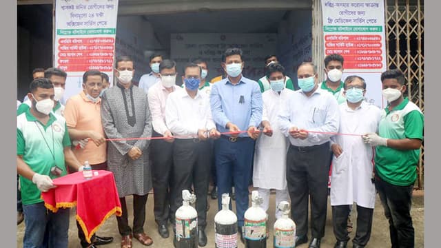 বরিশালে করোনা রোগীদের সেবায় বিনামূল্যে অক্সিজেন
