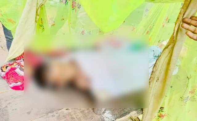 নবাবগঞ্জে পুকুরের পানিতে ডুবে শিশুর মৃত্যু