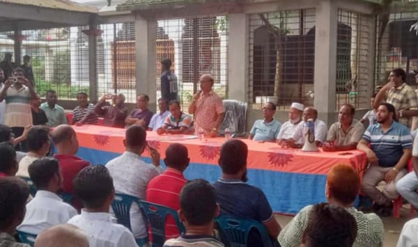 আত্রাইয়ে বিএনপি নেতাকর্মীদের মন্দির পরিদর্শন