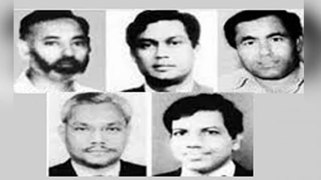 বঙ্গবন্ধুর খুনিদের তথ্য দিলে পুরস্কার