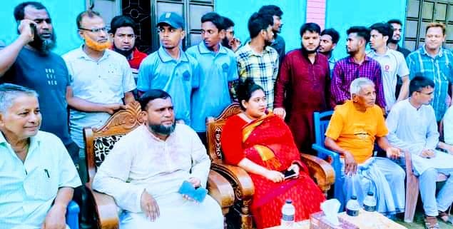 দেবীদ্বারে ইউএনওকে সাথে নিয়ে জামাতের মন্দির পরিদর্শন ও মতবিনিময়