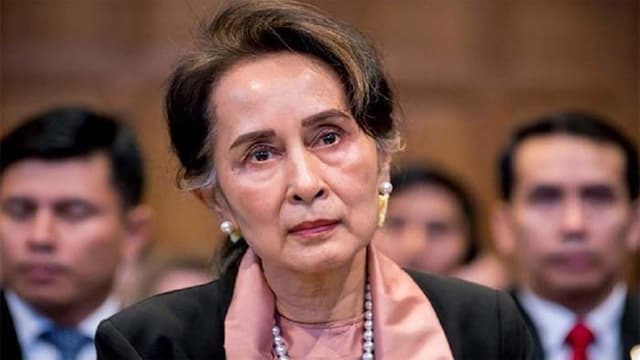 আরও ছয় বছরের কারাদণ্ড সু চির