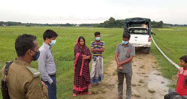 গোয়ালন্দে বালু ব্যবসায়ীকে অর্ধলক্ষ টাকা জরিমানা