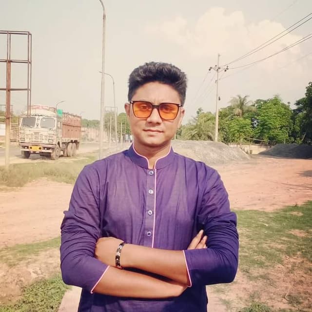 সাতক্ষীরায় সড়ক দুর্ঘটনায় গ্রামীণ ব্যাংক কর্মকর্তার মৃত্যু