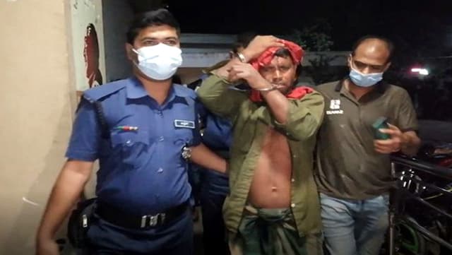 আপনকে কুপিয়ে হত্যার অভিযোগে গ্রেপ্তার-১
