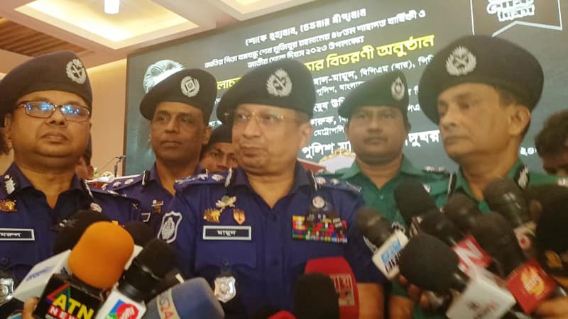 বিশৃঙ্খলার চেষ্টা করলে কঠোরভাবে দমন করা হবে : আইজিপি