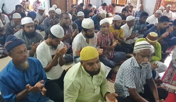 ছাত্র আন্দোলনে নিহতদের রুহের মাগফিরাত কামনায় পটুয়াখালীতে দোয়া মিলাদ