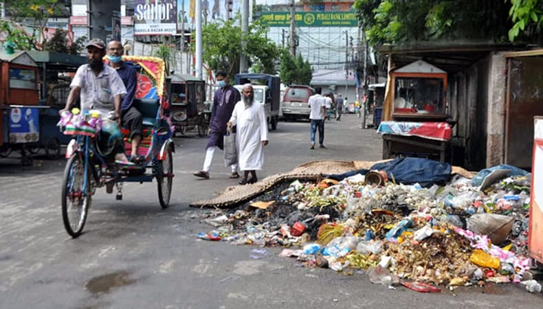গ্রেফতার আতংকে বিসিসি’র পরিচ্ছন্ন কর্মীরা !